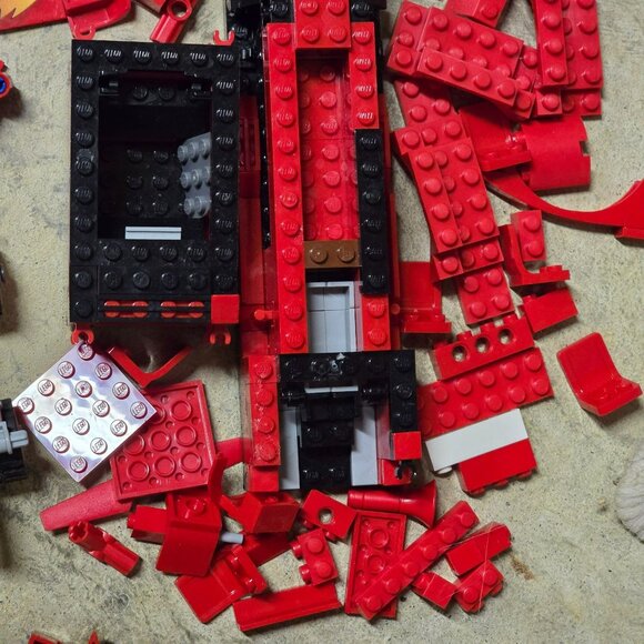 Hogwarts Railways Lego and Compatible with Lego Red Train Building Set GA158 - Picture 13 of 14